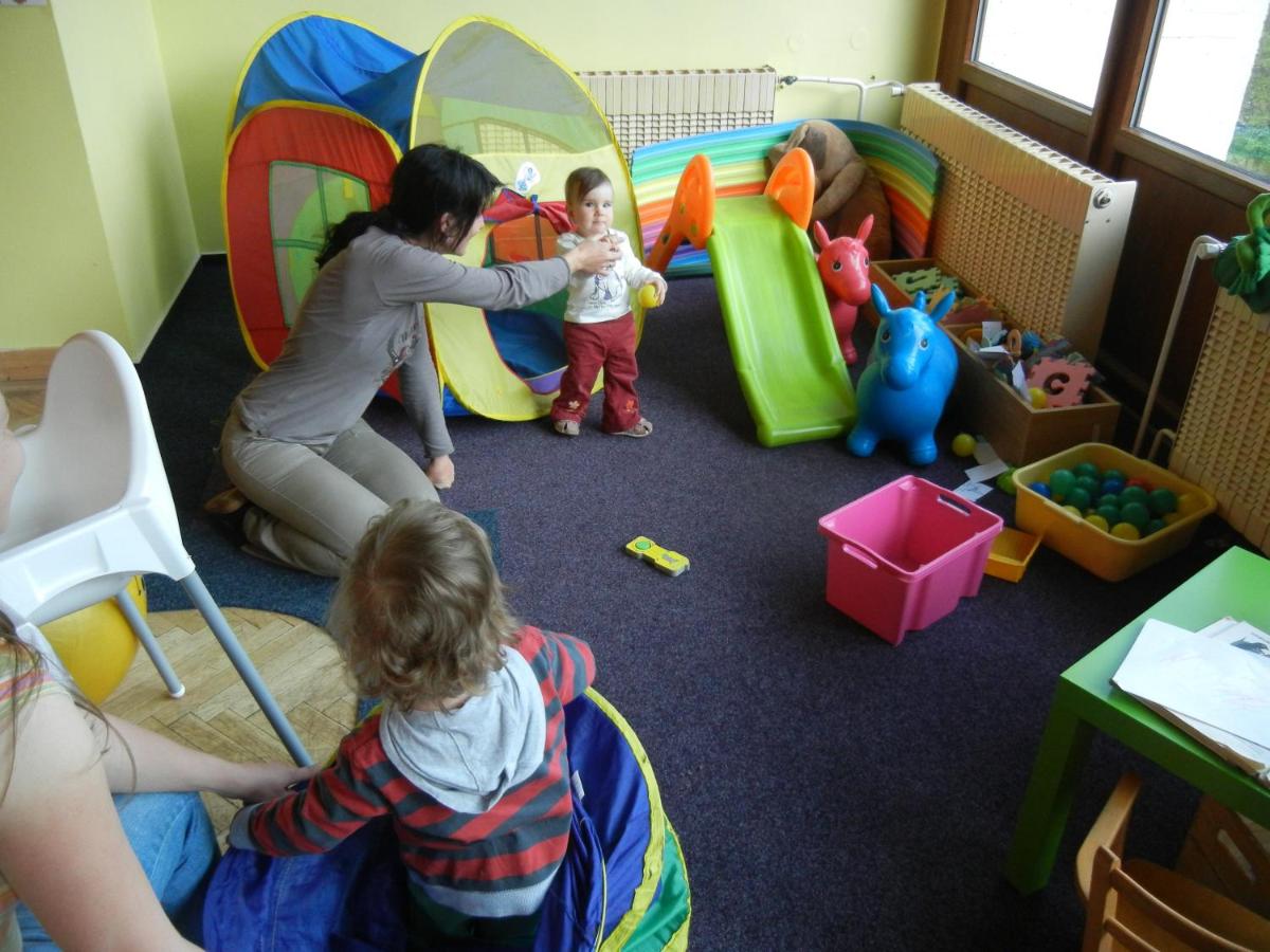 children's play area