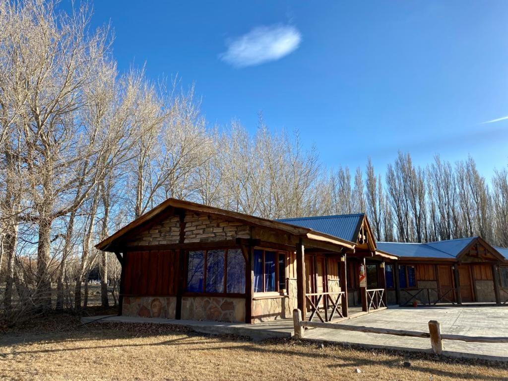 Hostería & Cabañas Río Fénix