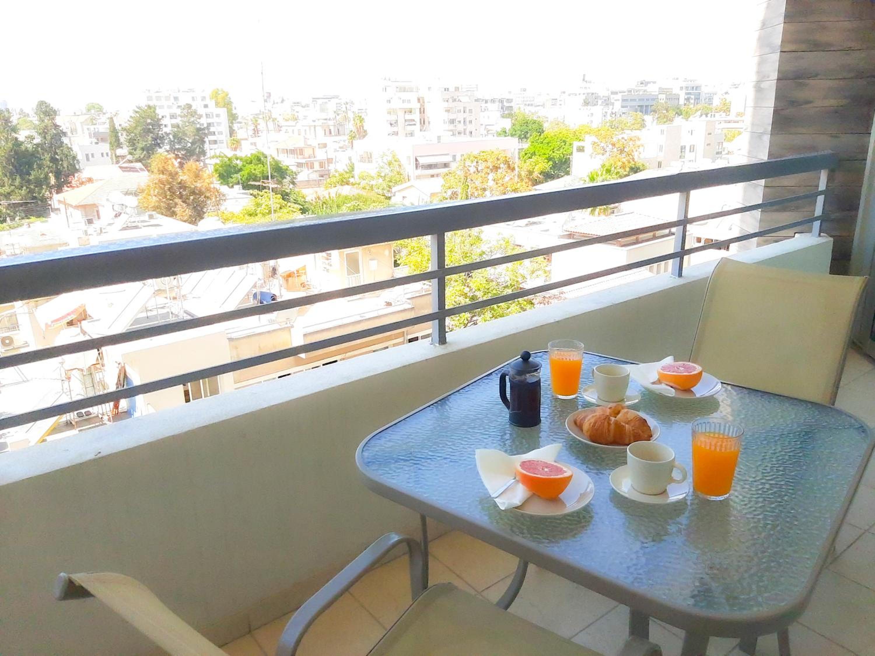 Eden Sea Breeze, 1 bed, Rooftop Pool, Gym view 4