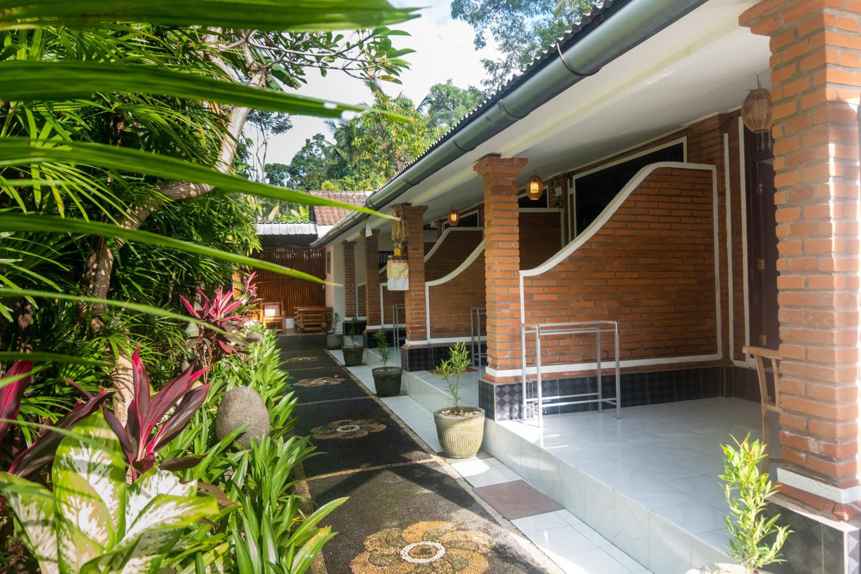 Sandora Homestay with Private Pool by Supala view 5