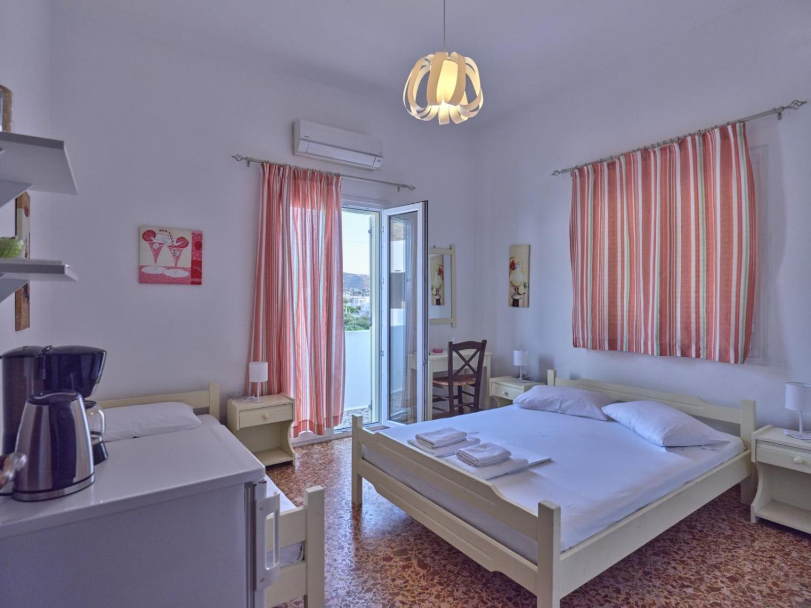 Pension Paros Anna Spanou