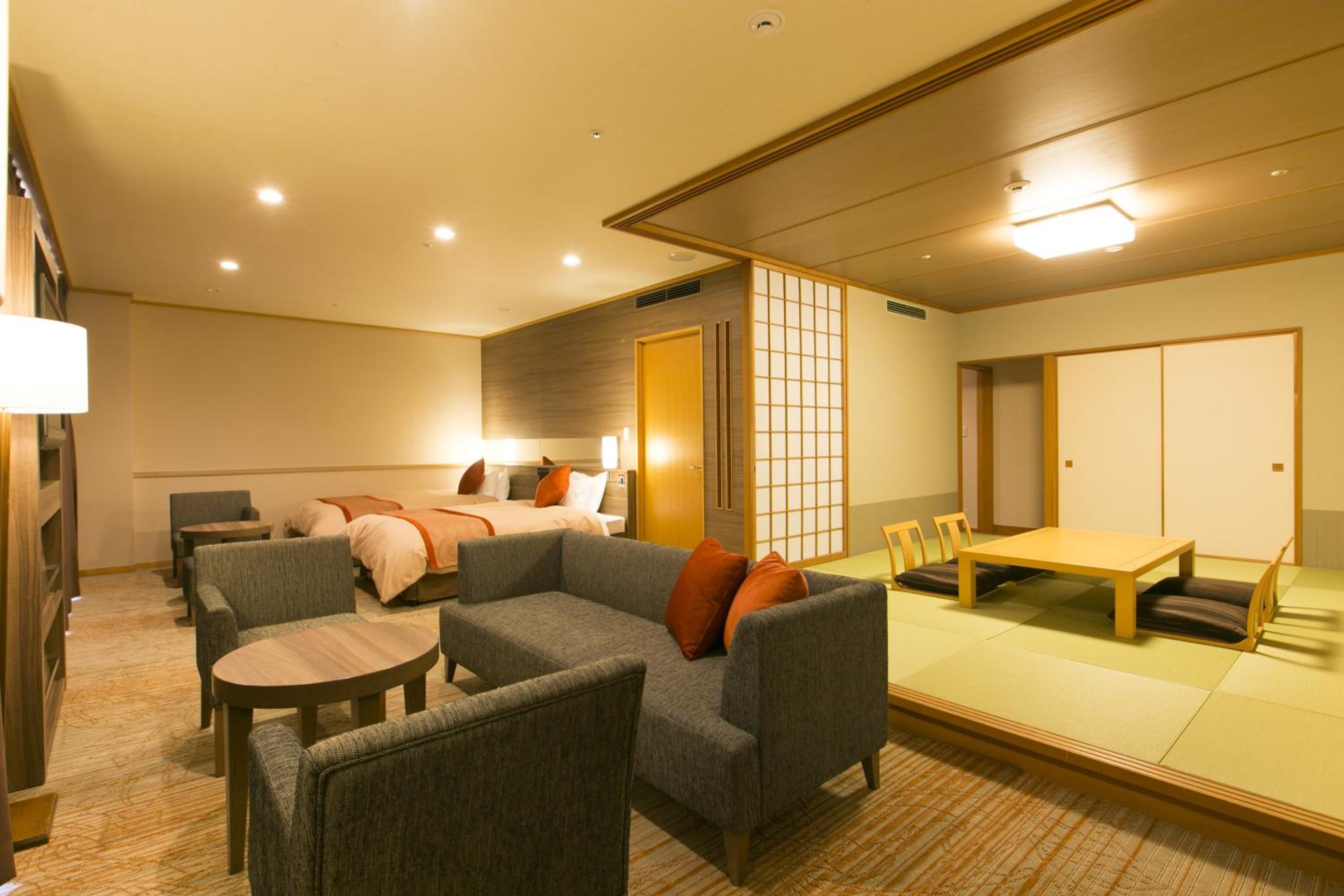 Fruit Park Fujiya Hotel