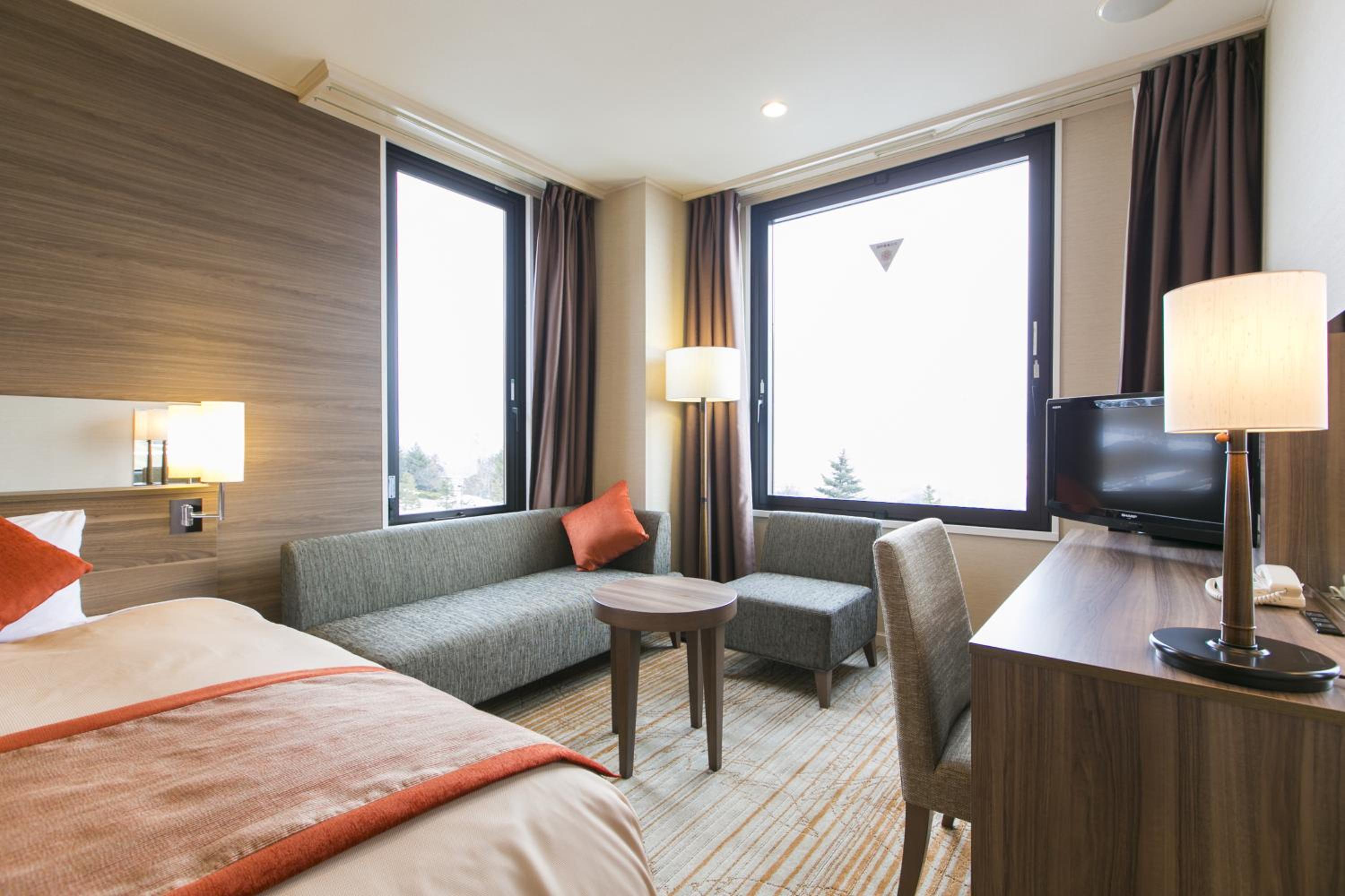 Fruit Park Fujiya Hotel