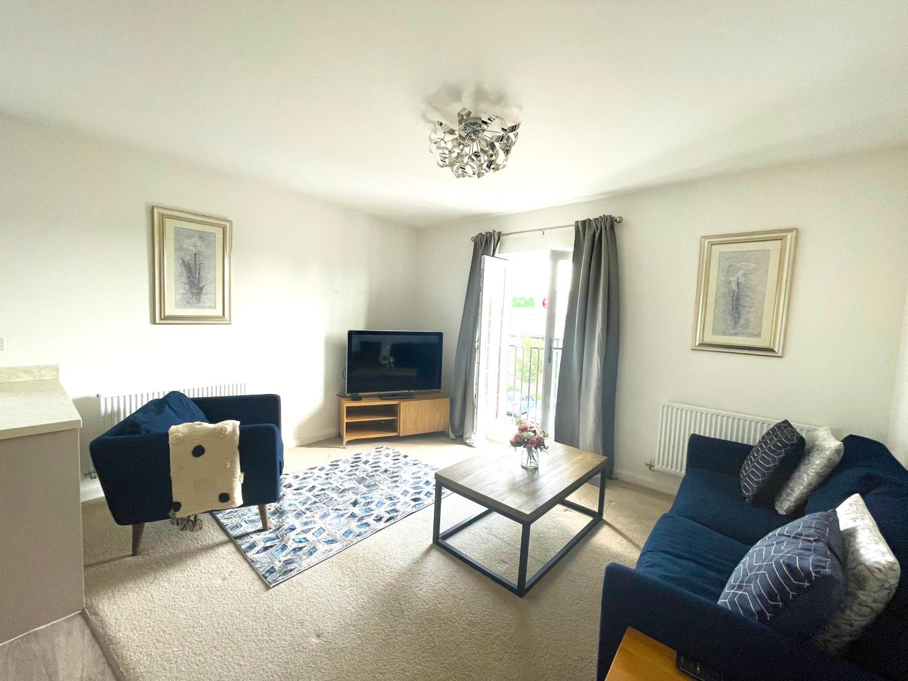 Home Crowd Luxury Apartments view 5