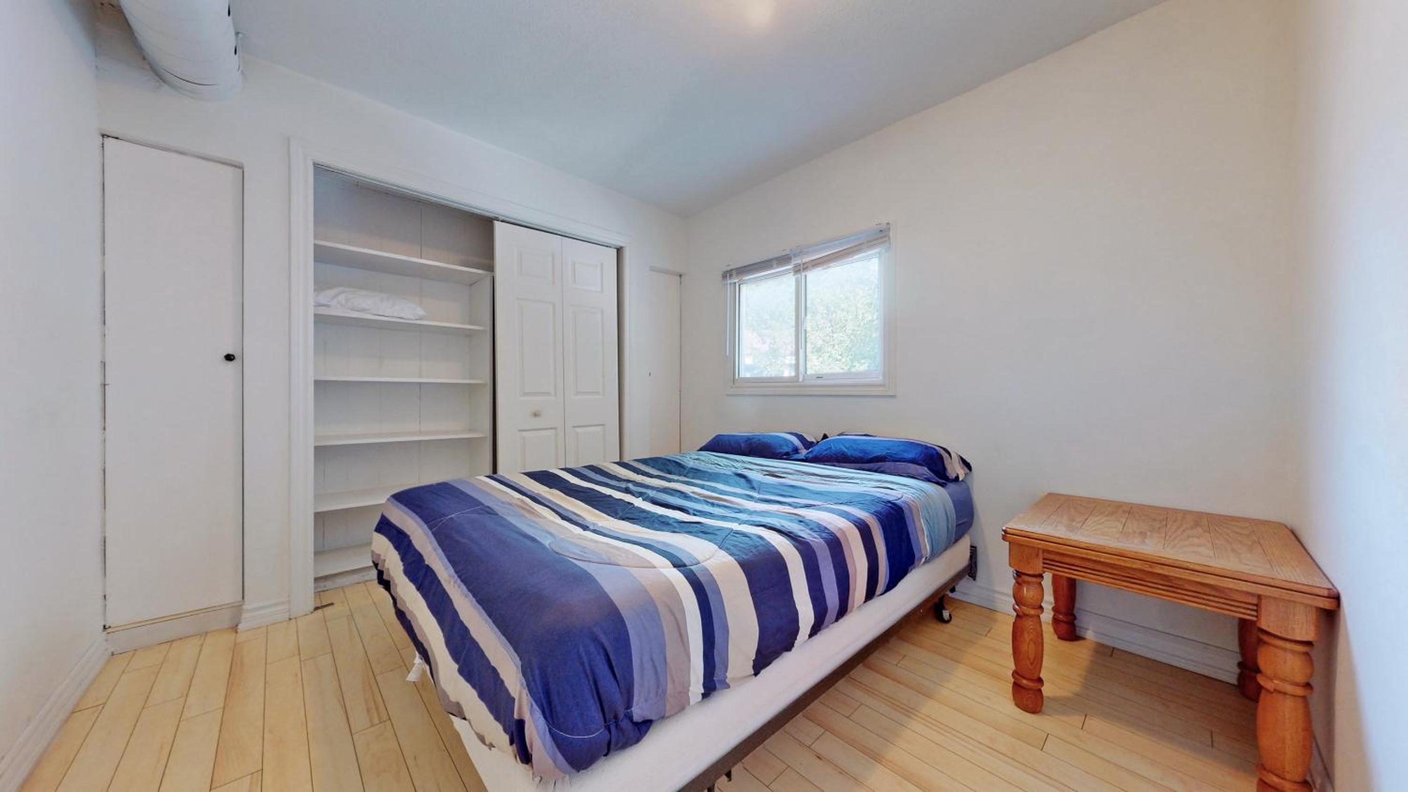 Main Beach River Retreat - Wasaga Beach 1 - Main Strip - 95 Mosley St