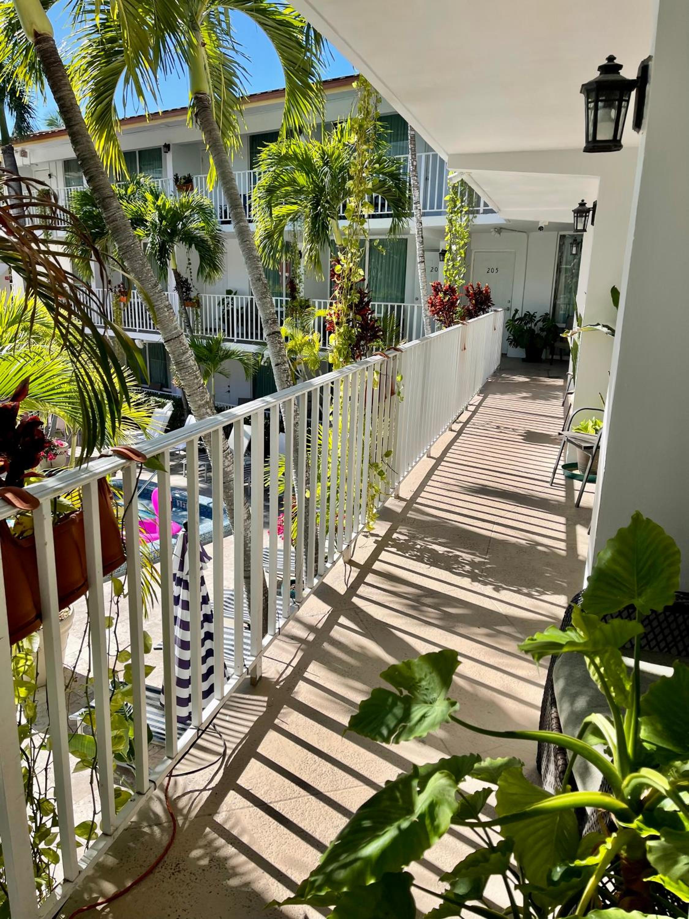 Hotel Ocean Mile Hotel - Image 1