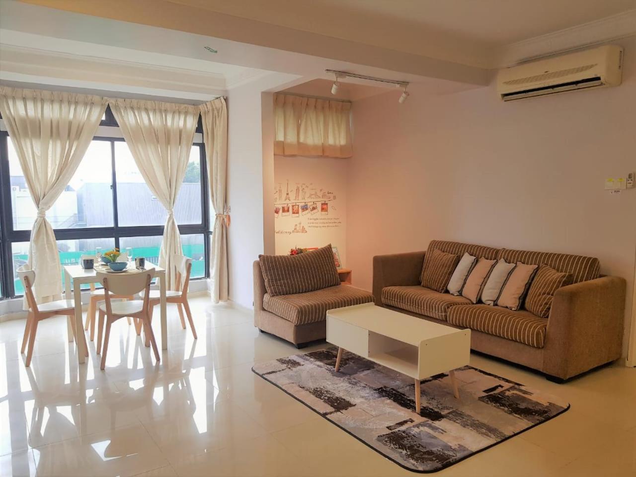 Bukit Bintang Fahrenheit88 Apartment by Sarah's Lodge