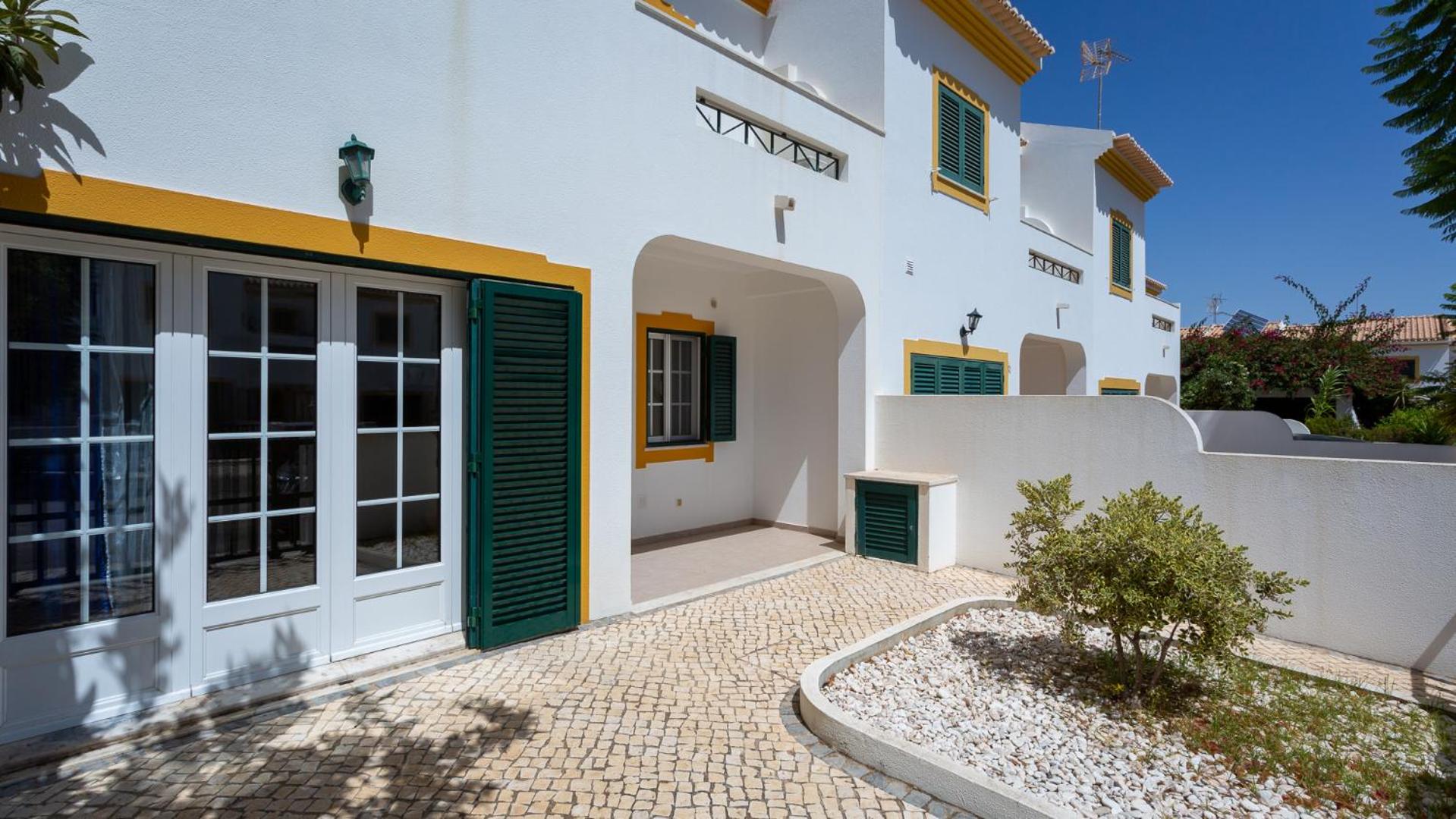 Wonderful Algarvinian Home by LovelyStay
