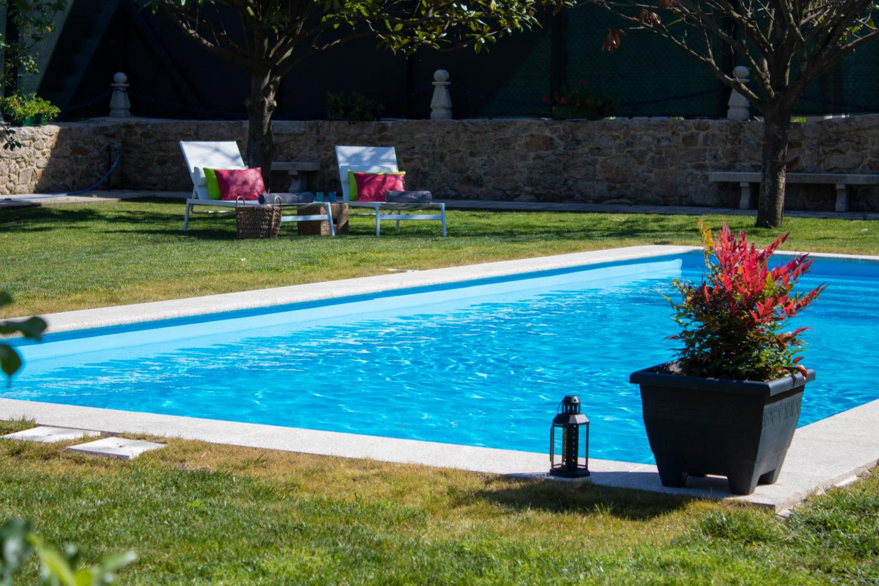 Luxury Singular Villa Rosa