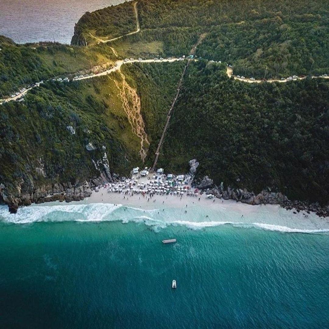 Casa Maravilhosa com 6 quartos na Praia Grande - Arraial do Cabo