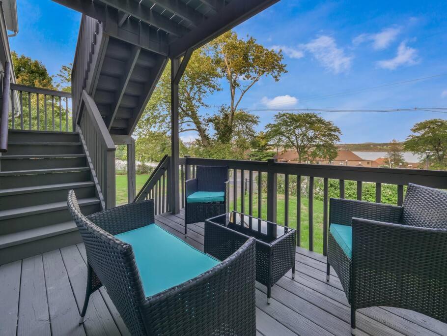 Newburgh Vacations - MidCentury Mod Suite, Hudson River/Mt Beacon Views - Property Image 1