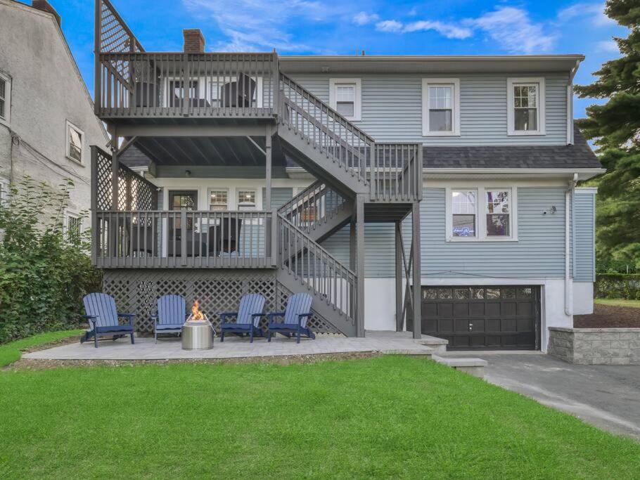 Newburgh Vacations - MidCentury Mod Suite, Hudson River/Mt Beacon Views - Property Image 15