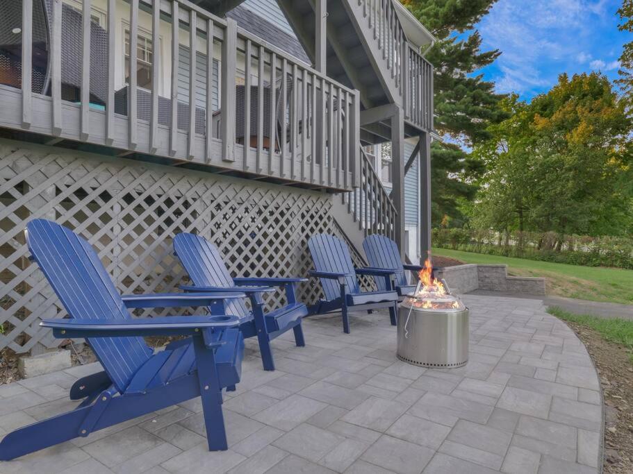 Newburgh Vacations - MidCentury Mod Suite, Hudson River/Mt Beacon Views - Property Image 14