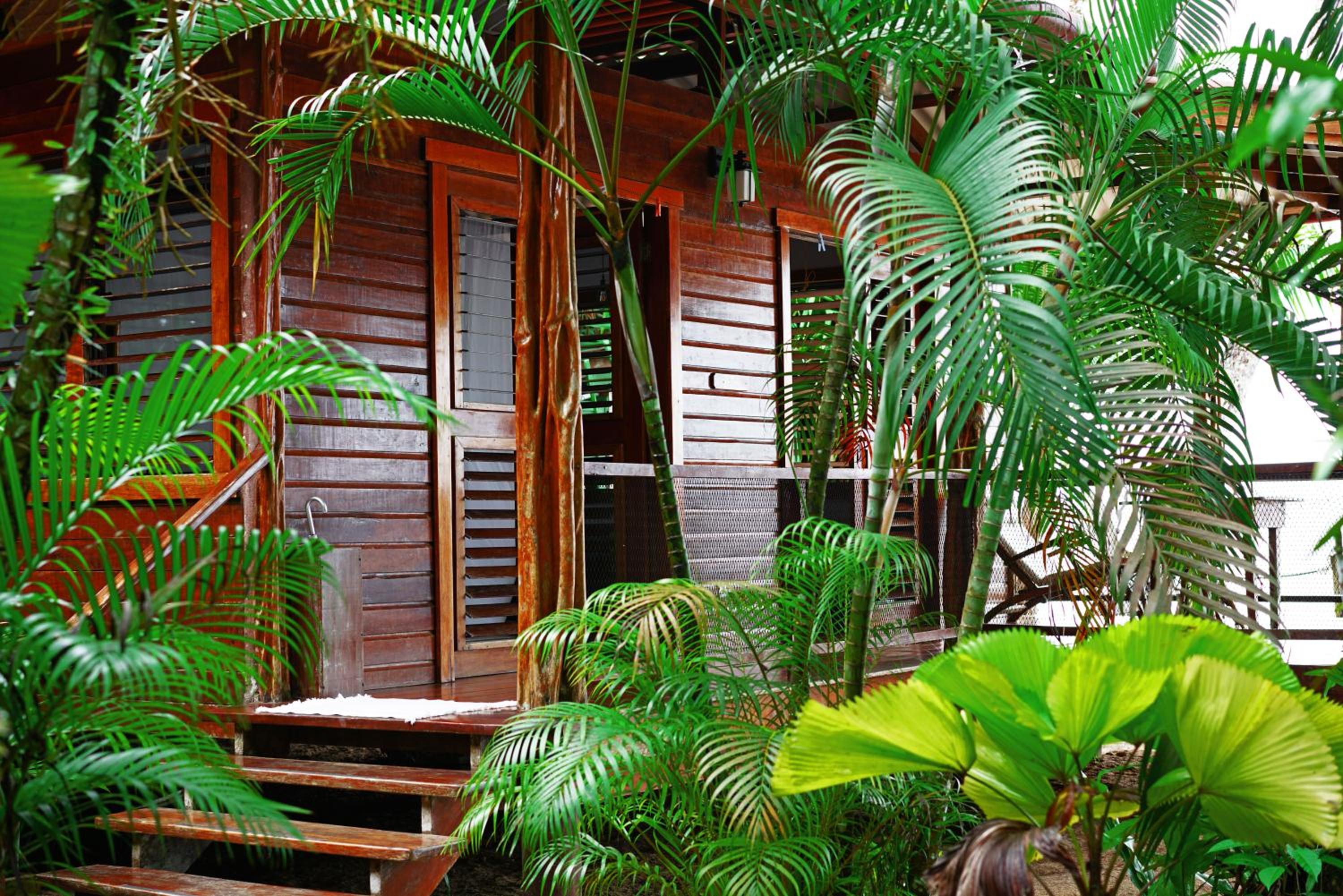 Casa Cayuco Eco-Adventure Lodge