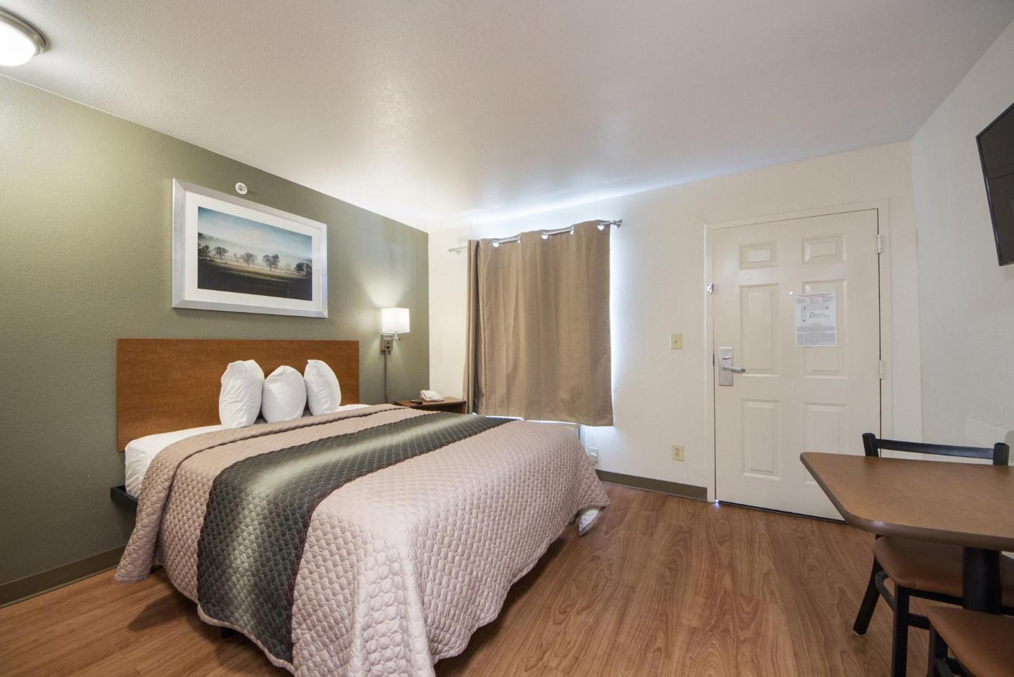 HomeTowne Studios by Red Roof Dallas - Irving, Billede 16