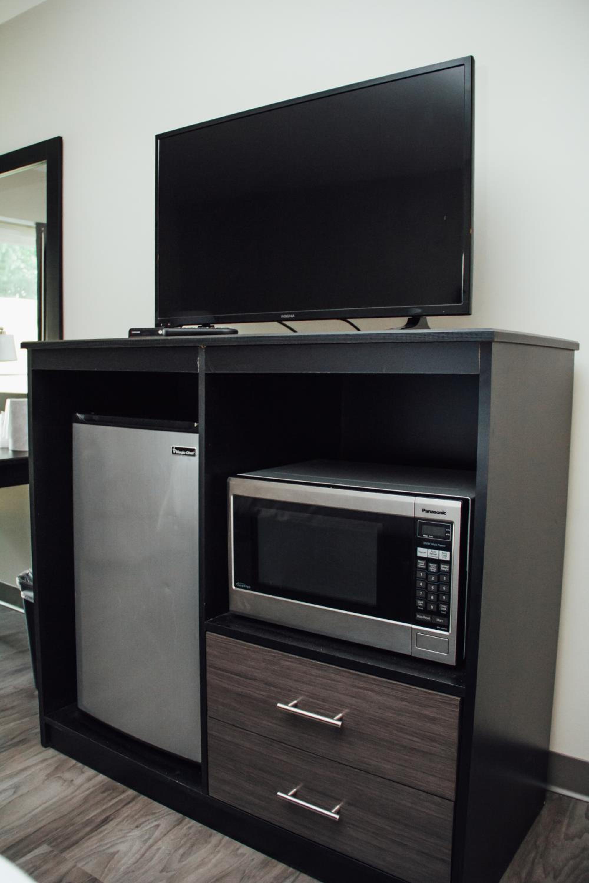 Country Squire Inn and Suites - Property Image 26