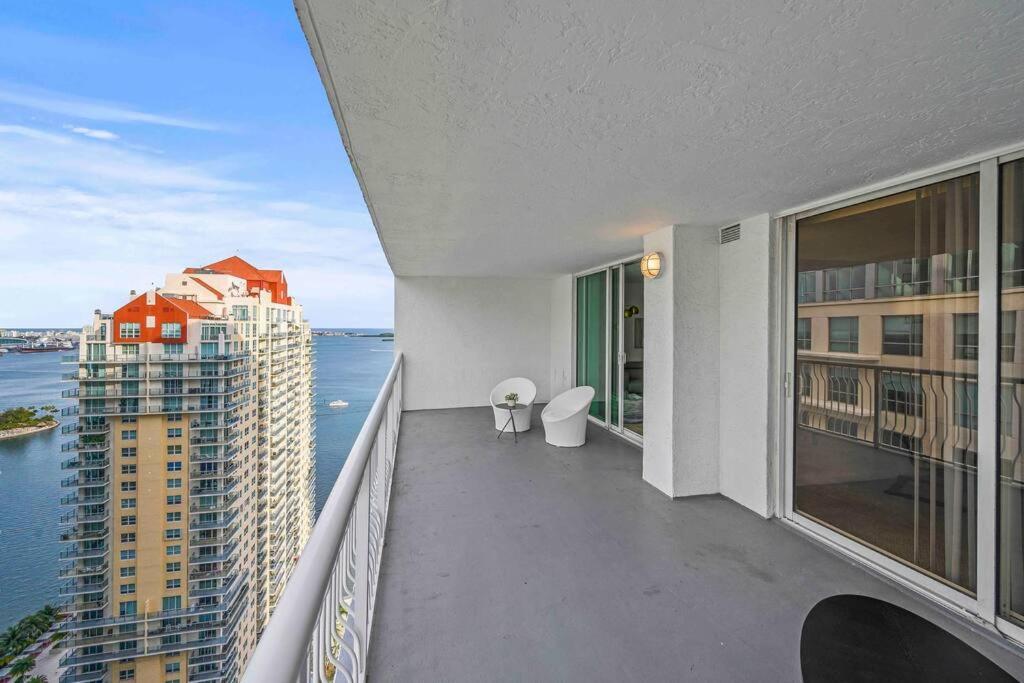 PH Luxury 1 Bed 1 Bath • Brickell • Ocean Views