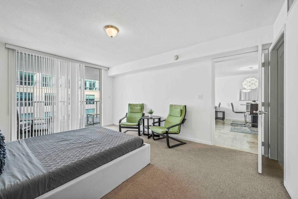 PH Luxury 1 Bed 1 Bath • Brickell • Ocean Views