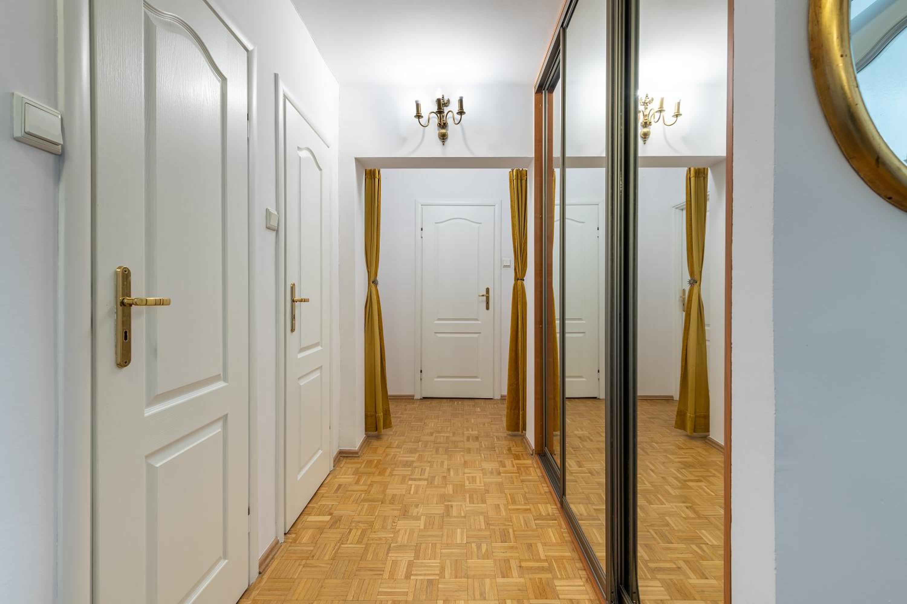 P&O Apartments Marconich 1 Wilanow view 5