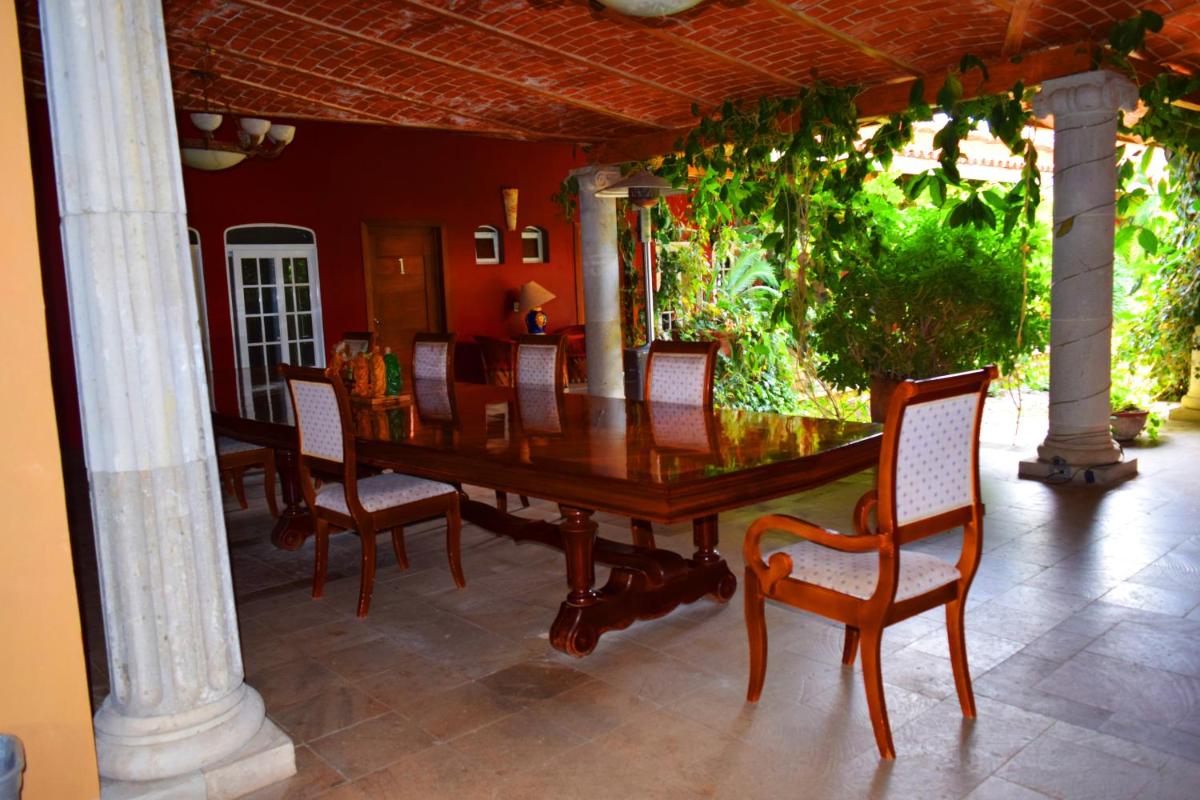 outdoor BBQ area