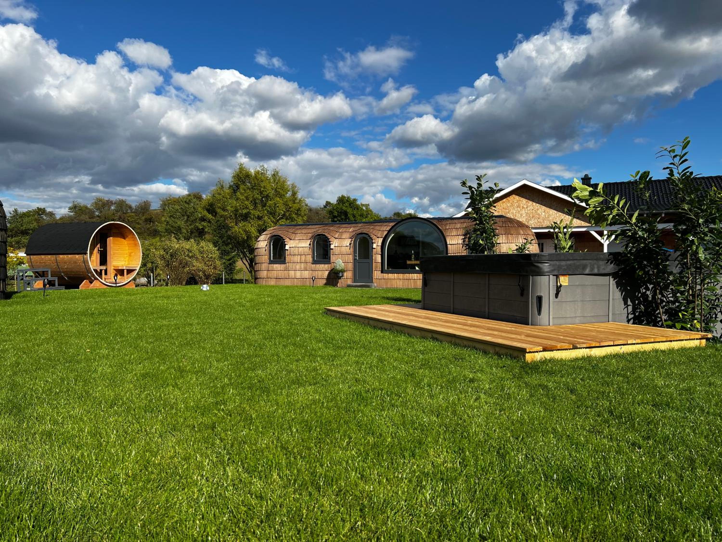 Tirolian Lodge East