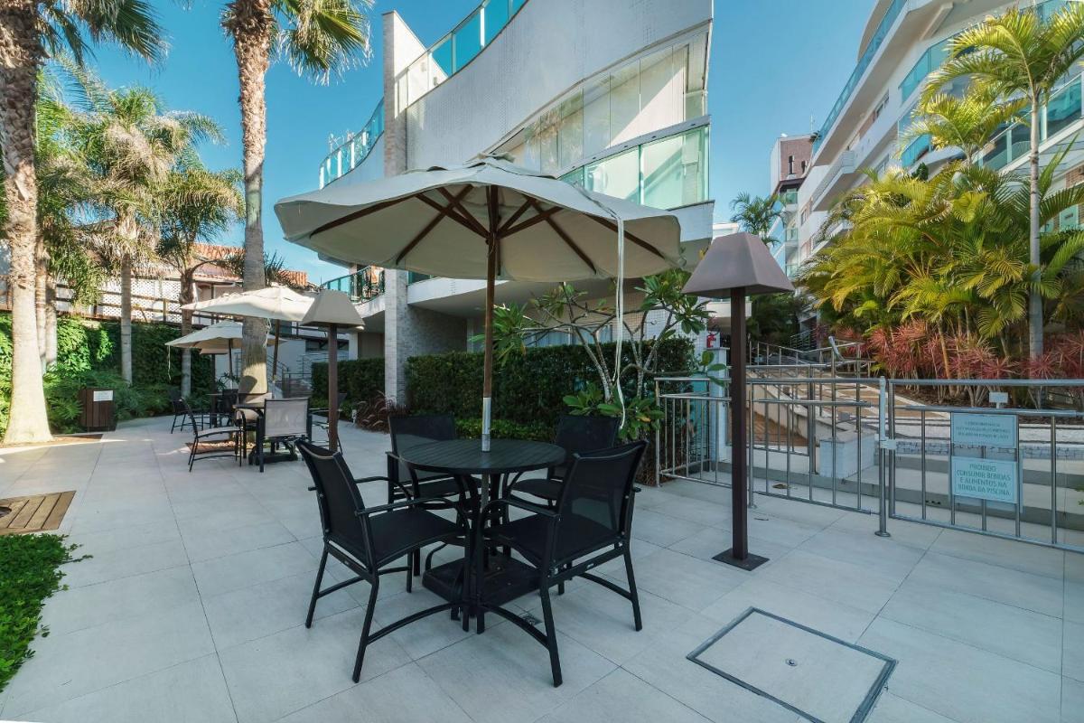 Varandas 01 B - Confortável Apartamento em Condomínio de luxo a beira mar com Piscina climatizada e Academia