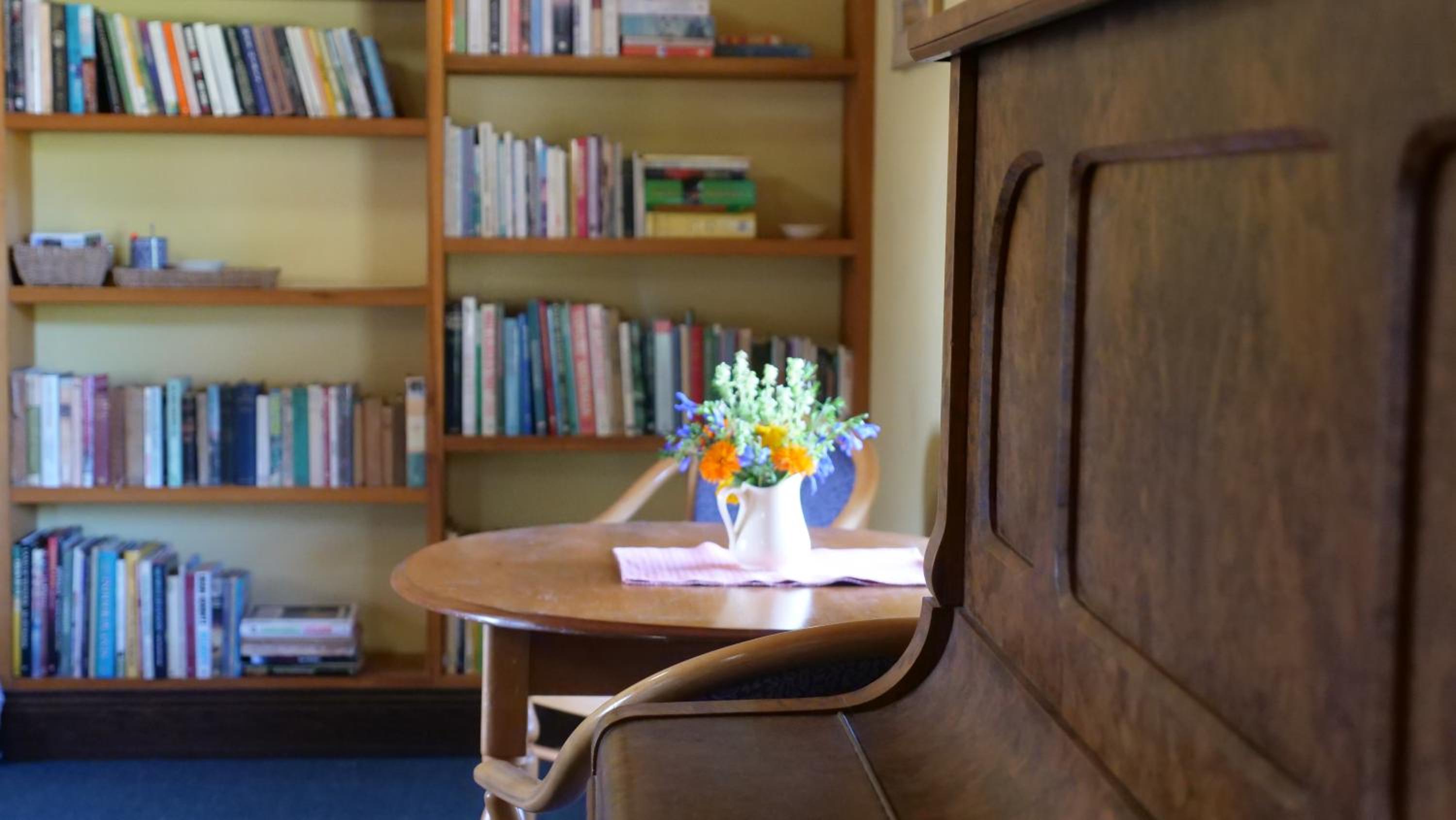 Candlebark Retreat