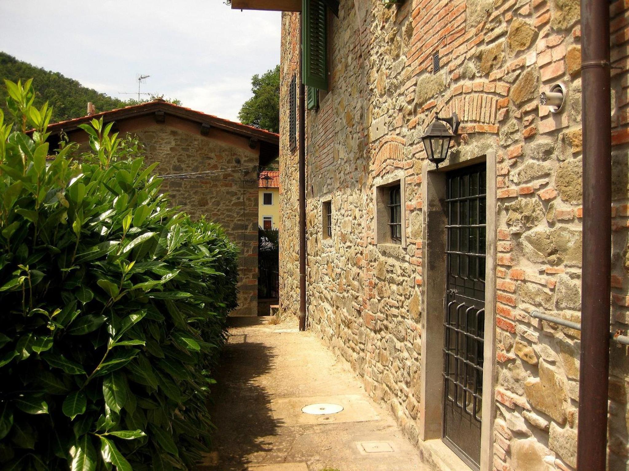 Photo 31
