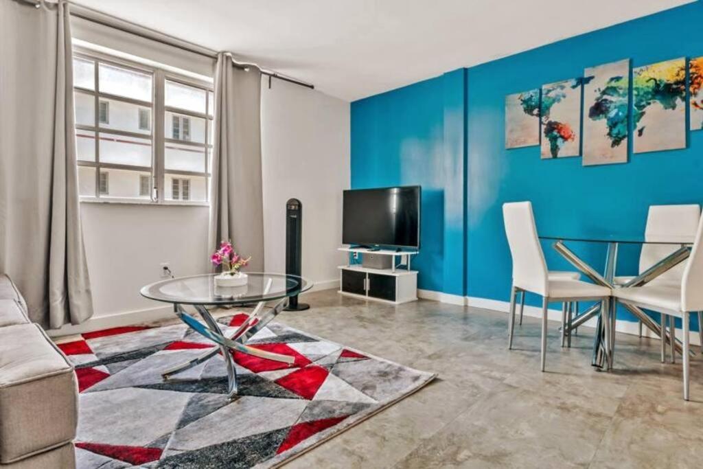 Amazing apartment in South Beach, Ocean drive