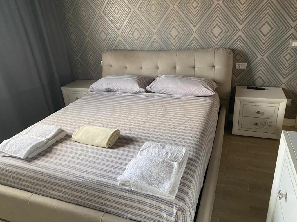 Smart's Home Luxury Airport