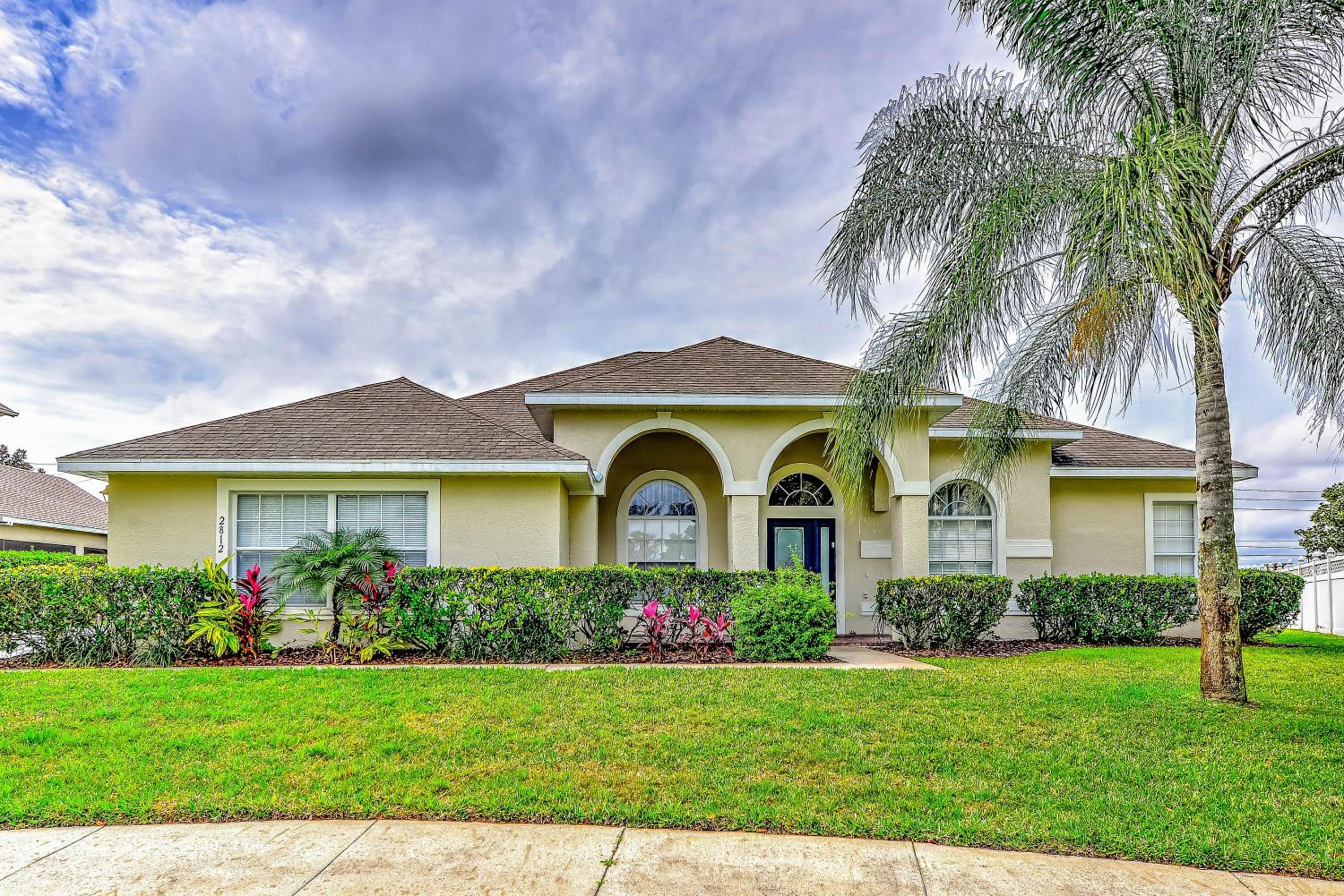 Private Pool, Game Room, Near Disney And Universal!!