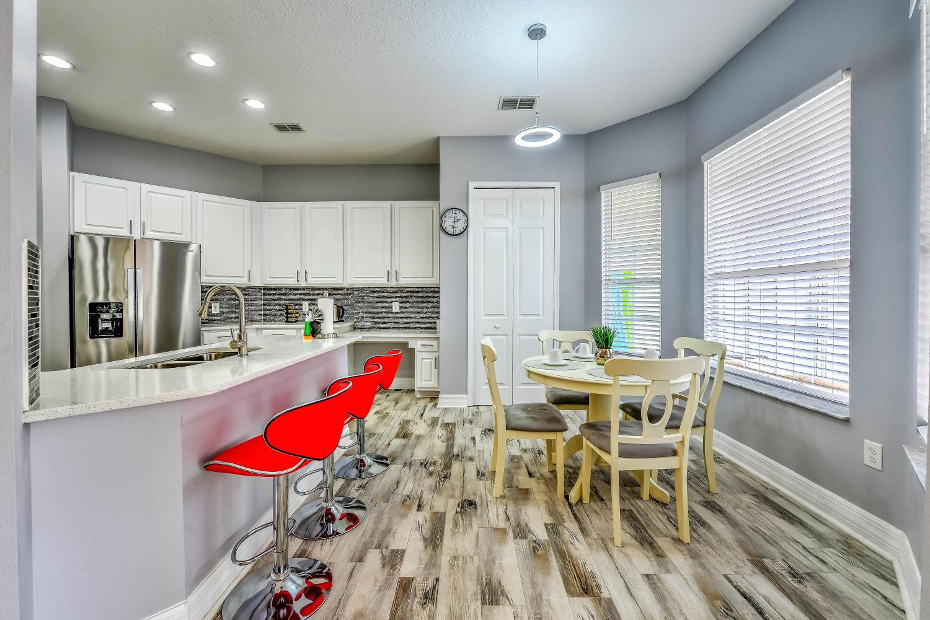Private Pool, Game Room, Near Disney And Universal!!