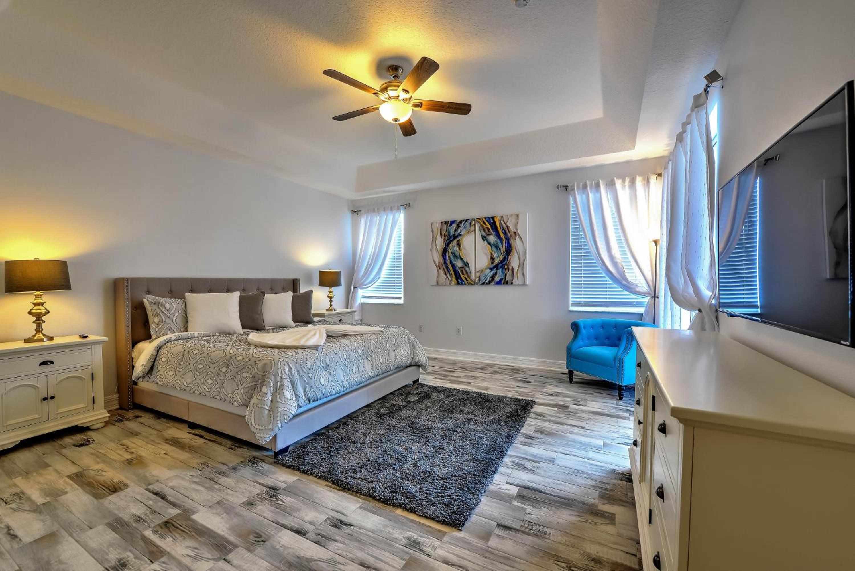 Private Pool, Game Room, Near Disney And Universal!!