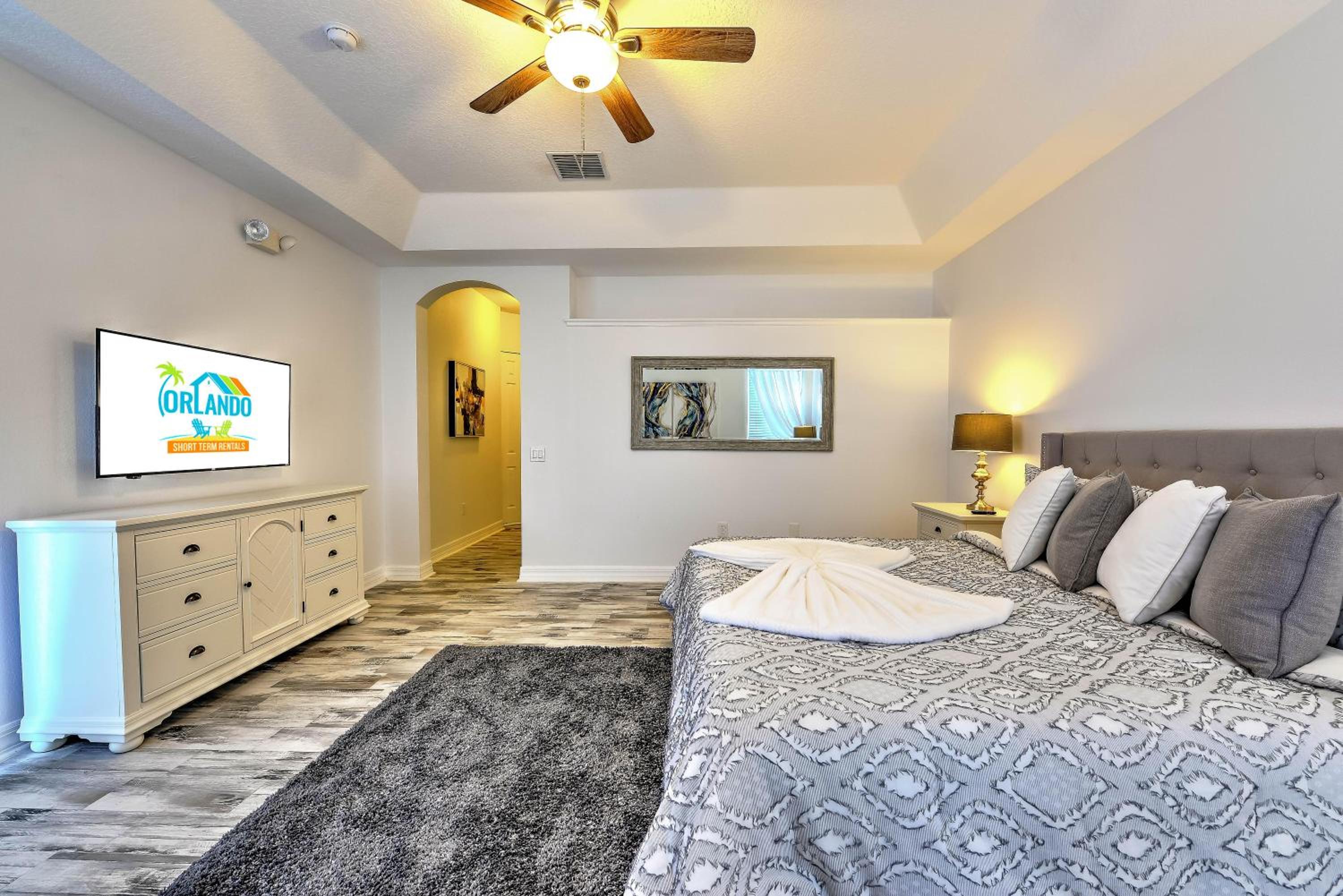 Private Pool, Game Room, Near Disney And Universal!!