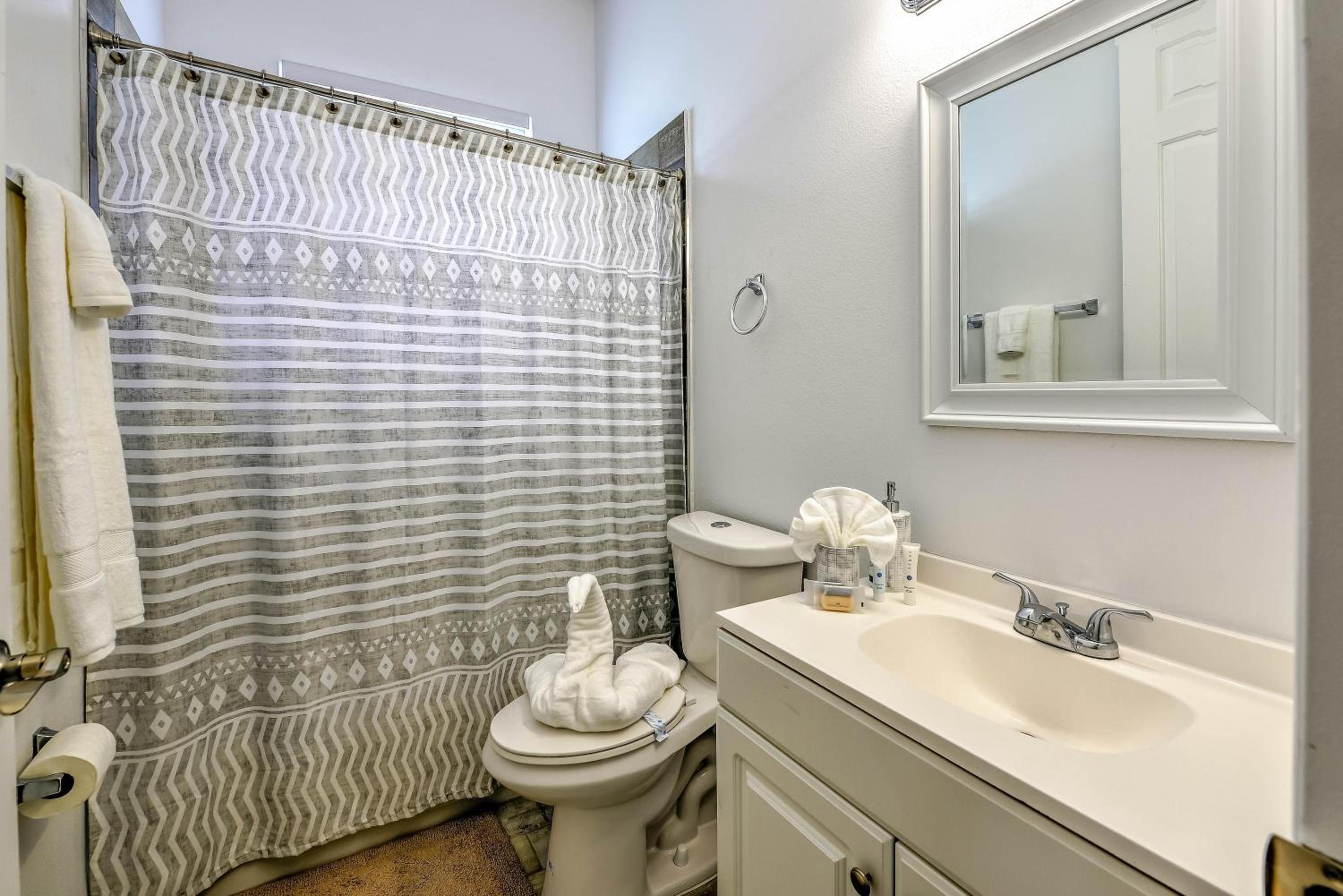 Private Pool, Game Room, Near Disney And Universal!!