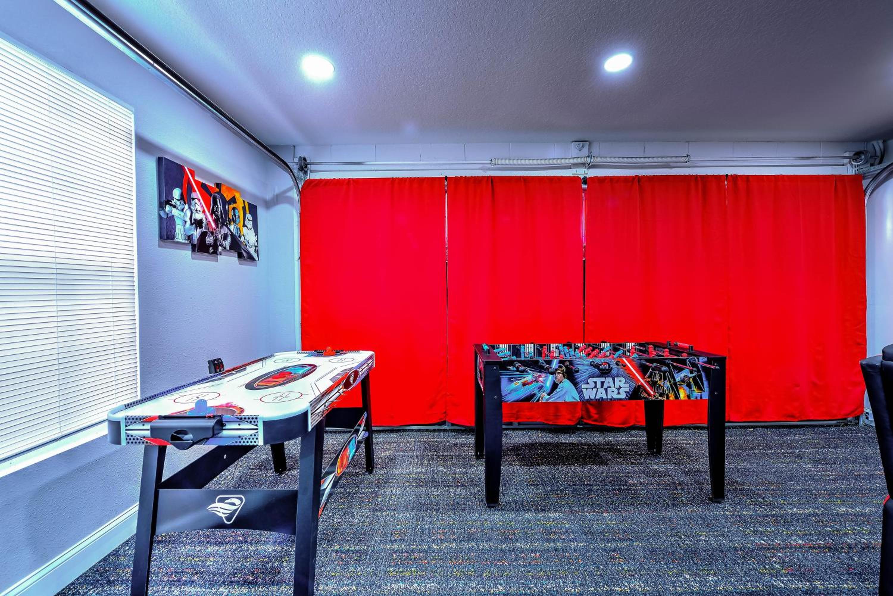 Private Pool, Game Room, Near Disney And Universal!!