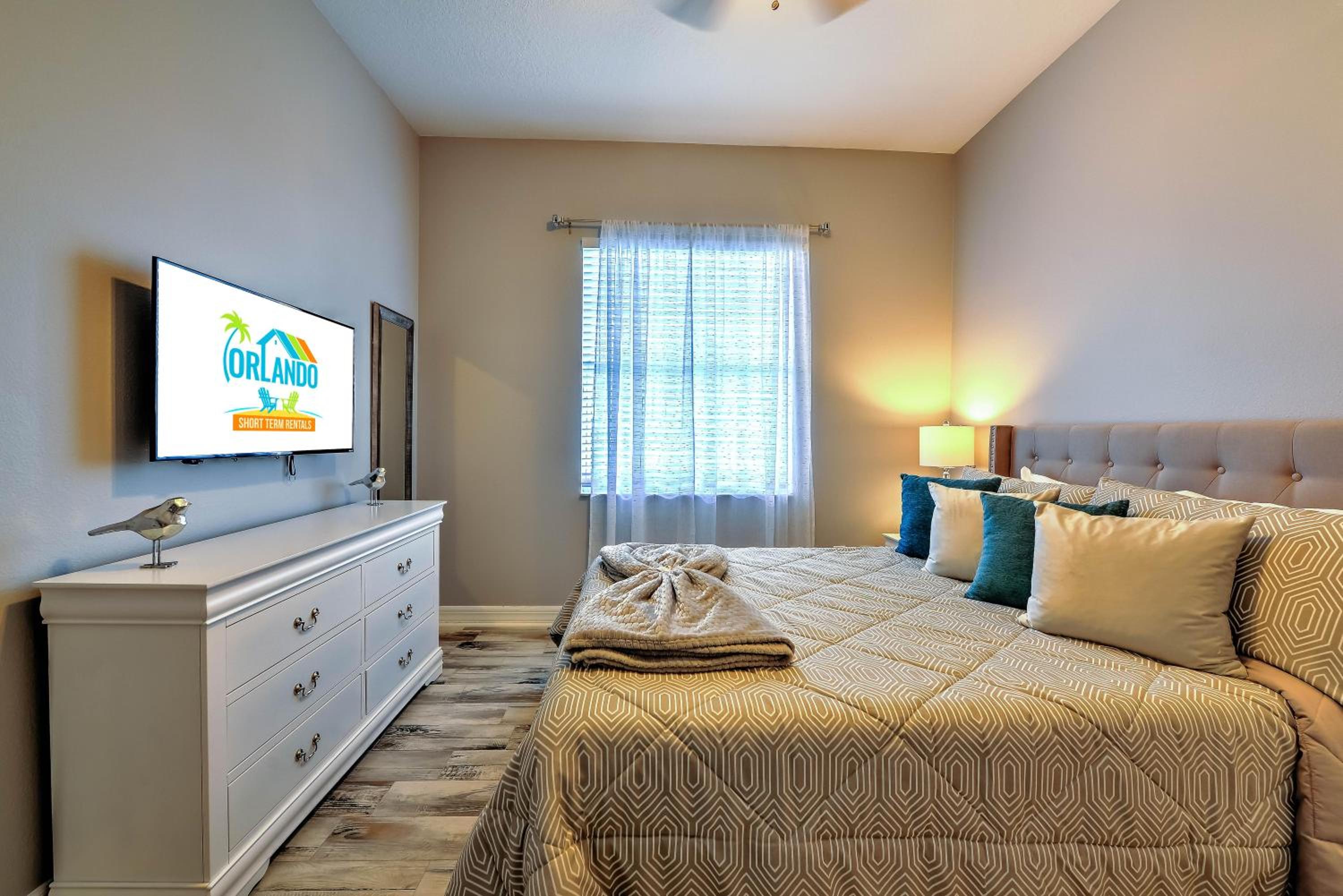 Private Pool, Game Room, Near Disney And Universal!!