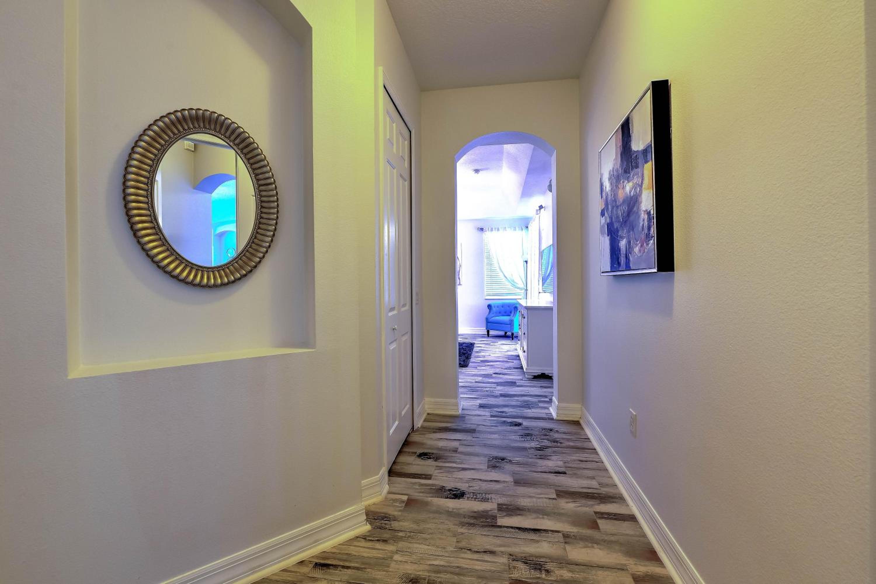 Private Pool, Game Room, Near Disney And Universal!!