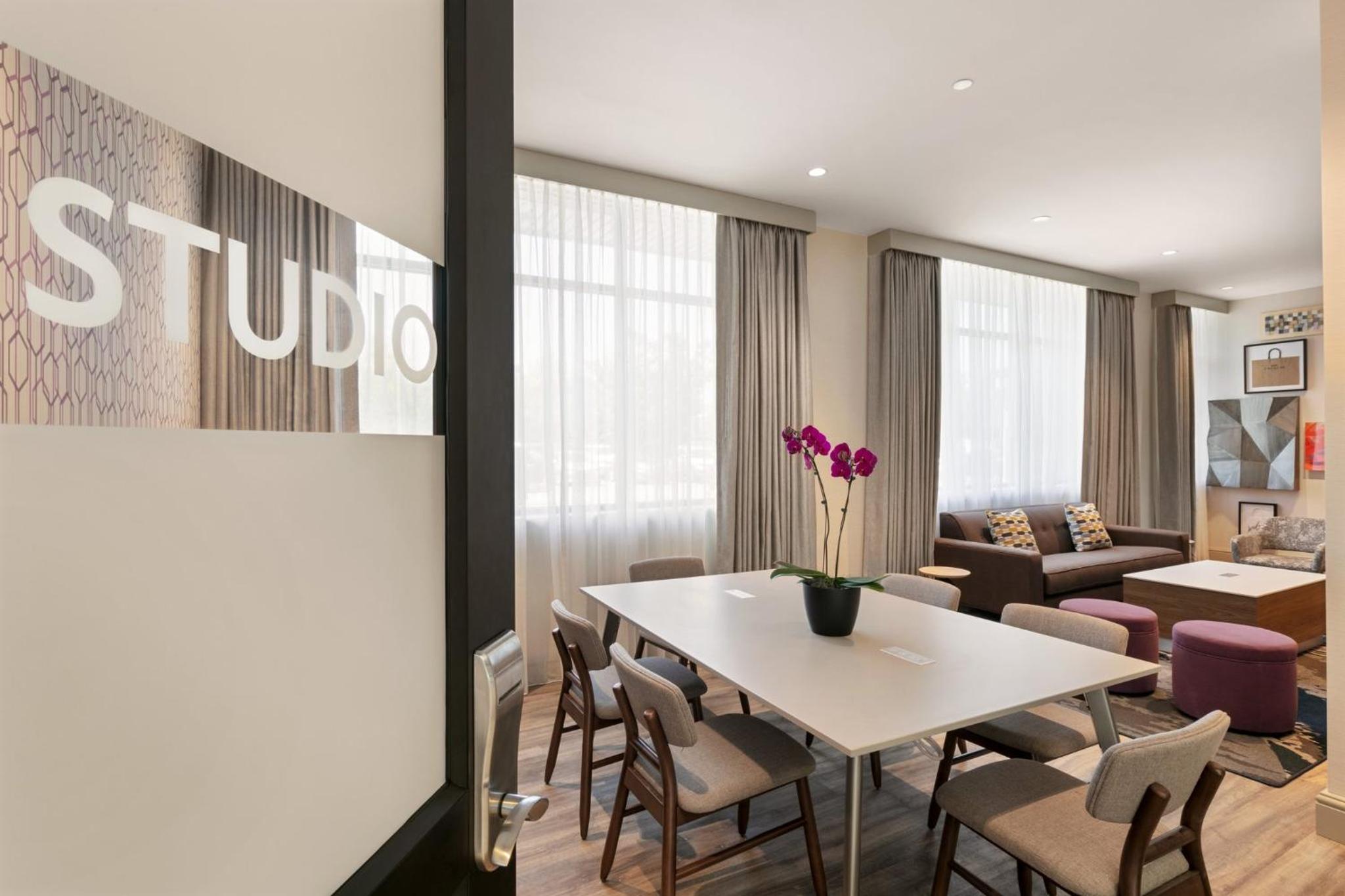Crowne Plaza Hotel Philadelphia - King of Prussia, an IHG Hotel - Property Image 41