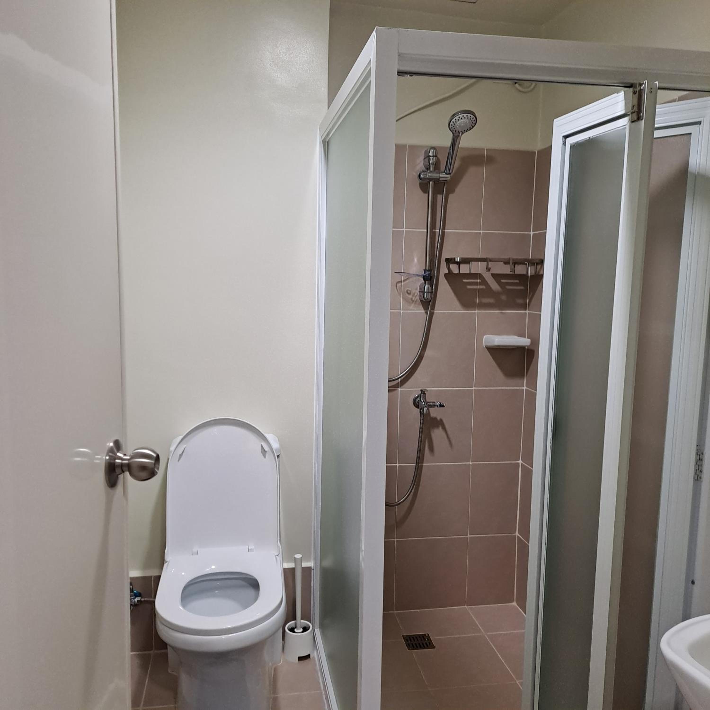 Brenthill Condo Suite