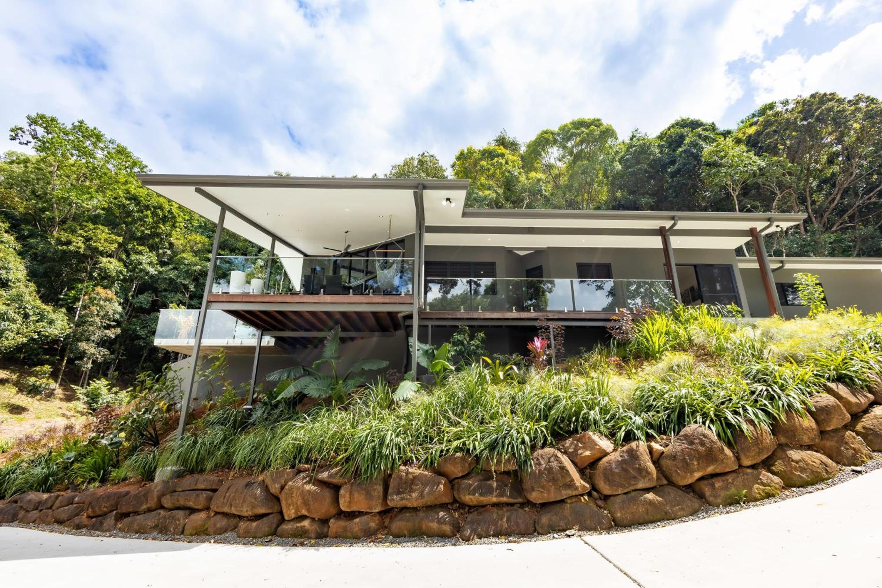 Treetops Retreat