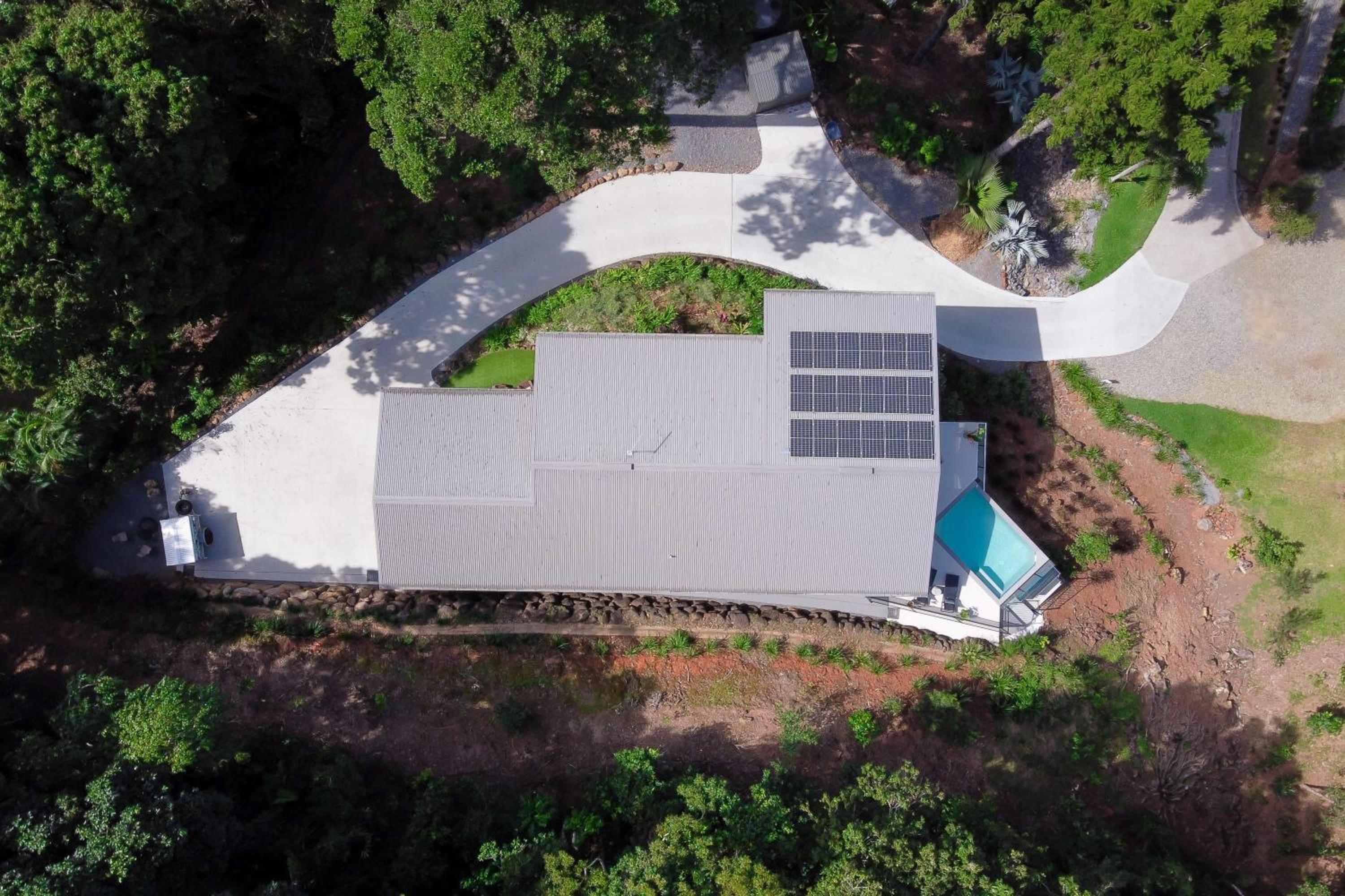 Treetops Retreat