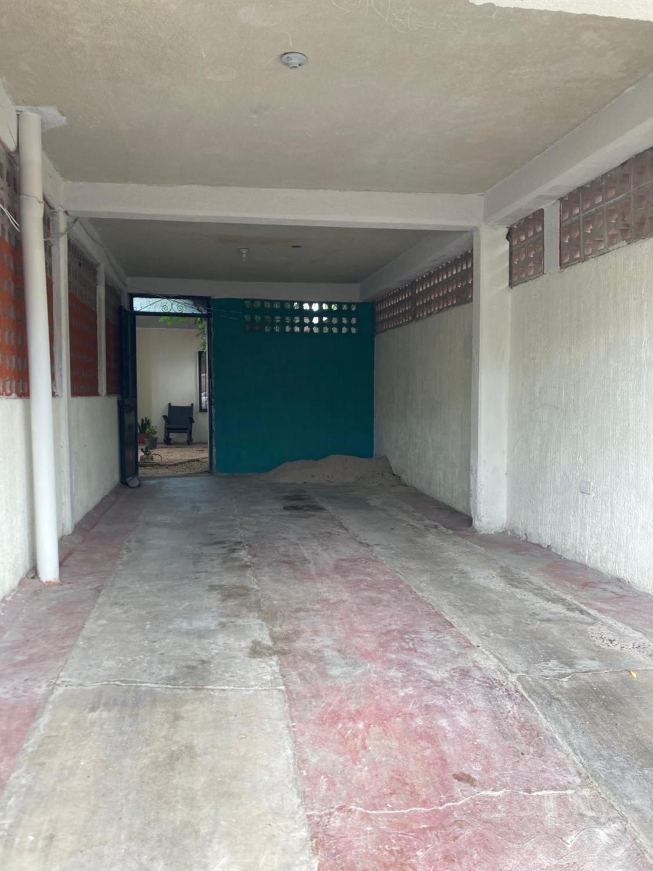 Departamento Rustico 2 recamas con garage view 4
