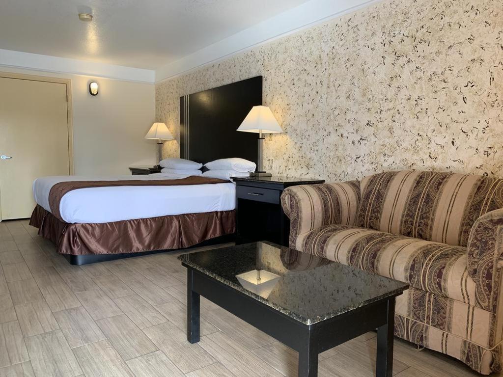 Texas Inn & Suites Pharr/San Juan view 4
