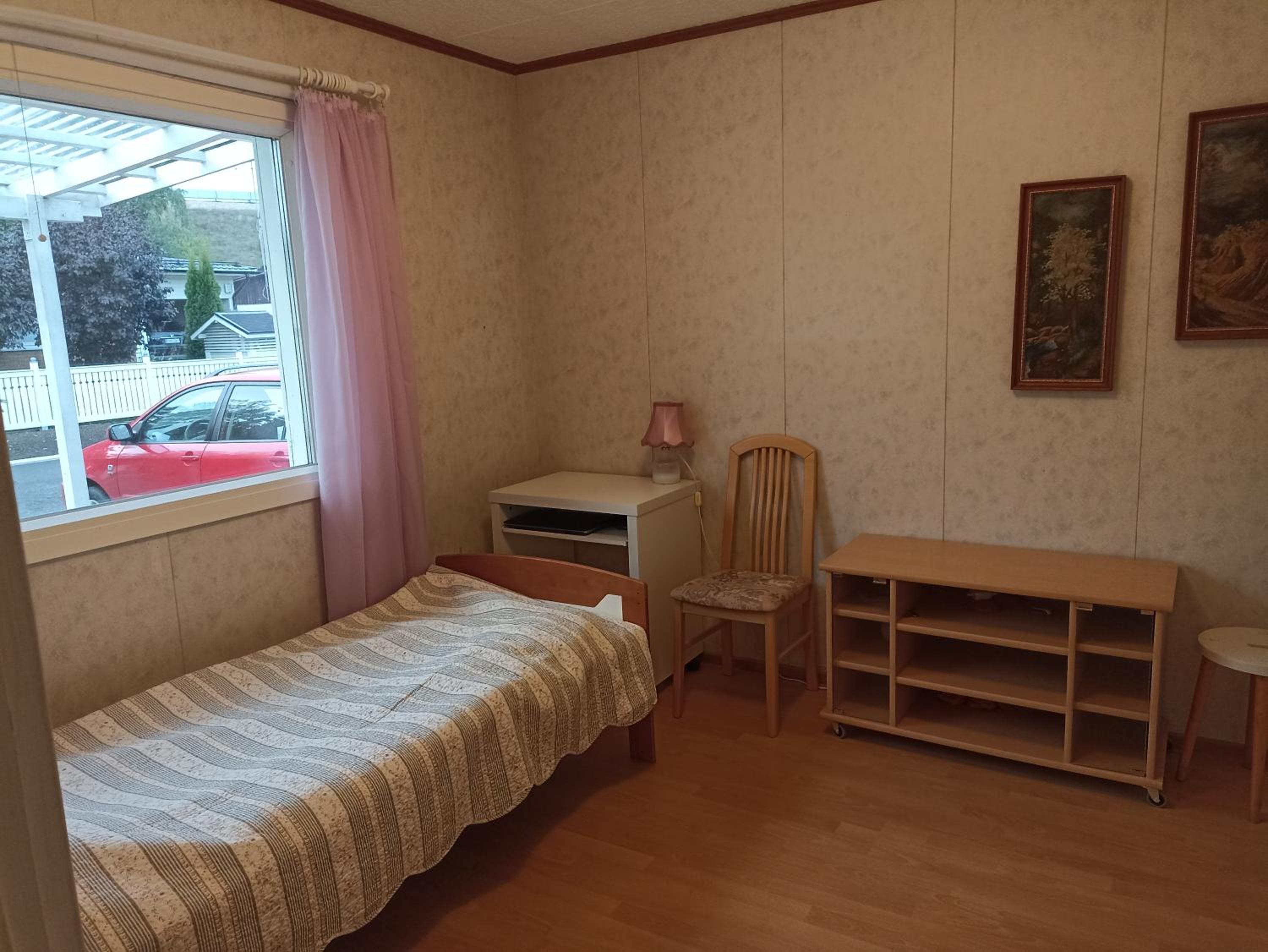 Photo 6