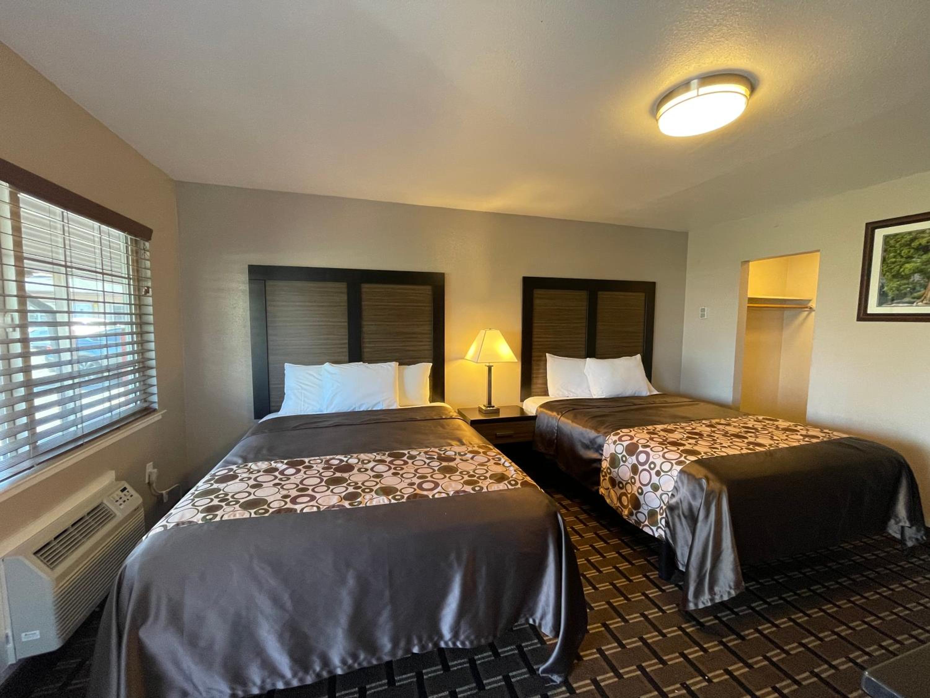 Lake Tahoe Vacations - Beverly Lodge - Property Image 26