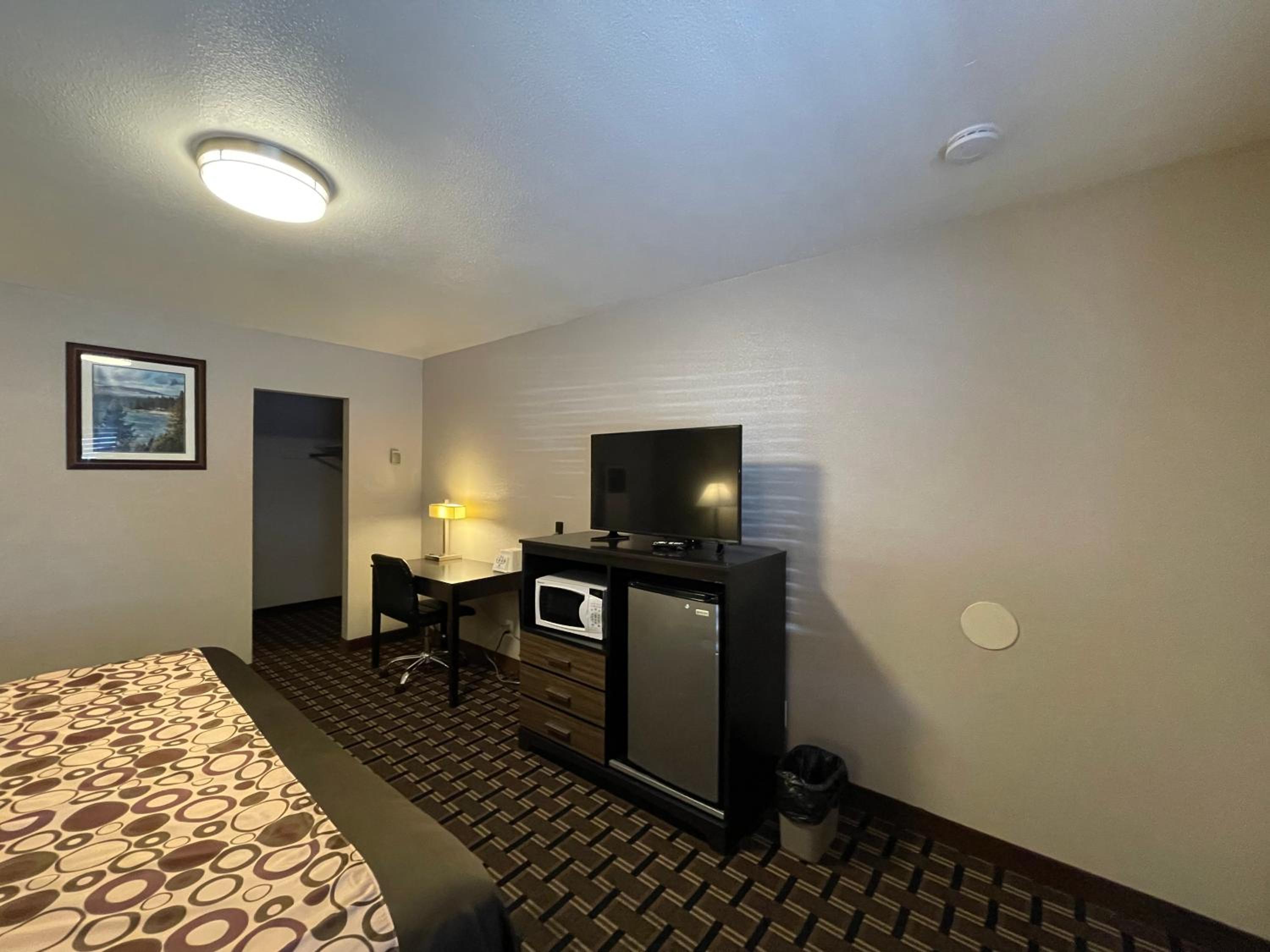 Lake Tahoe Vacations - Beverly Lodge - Property Image 22