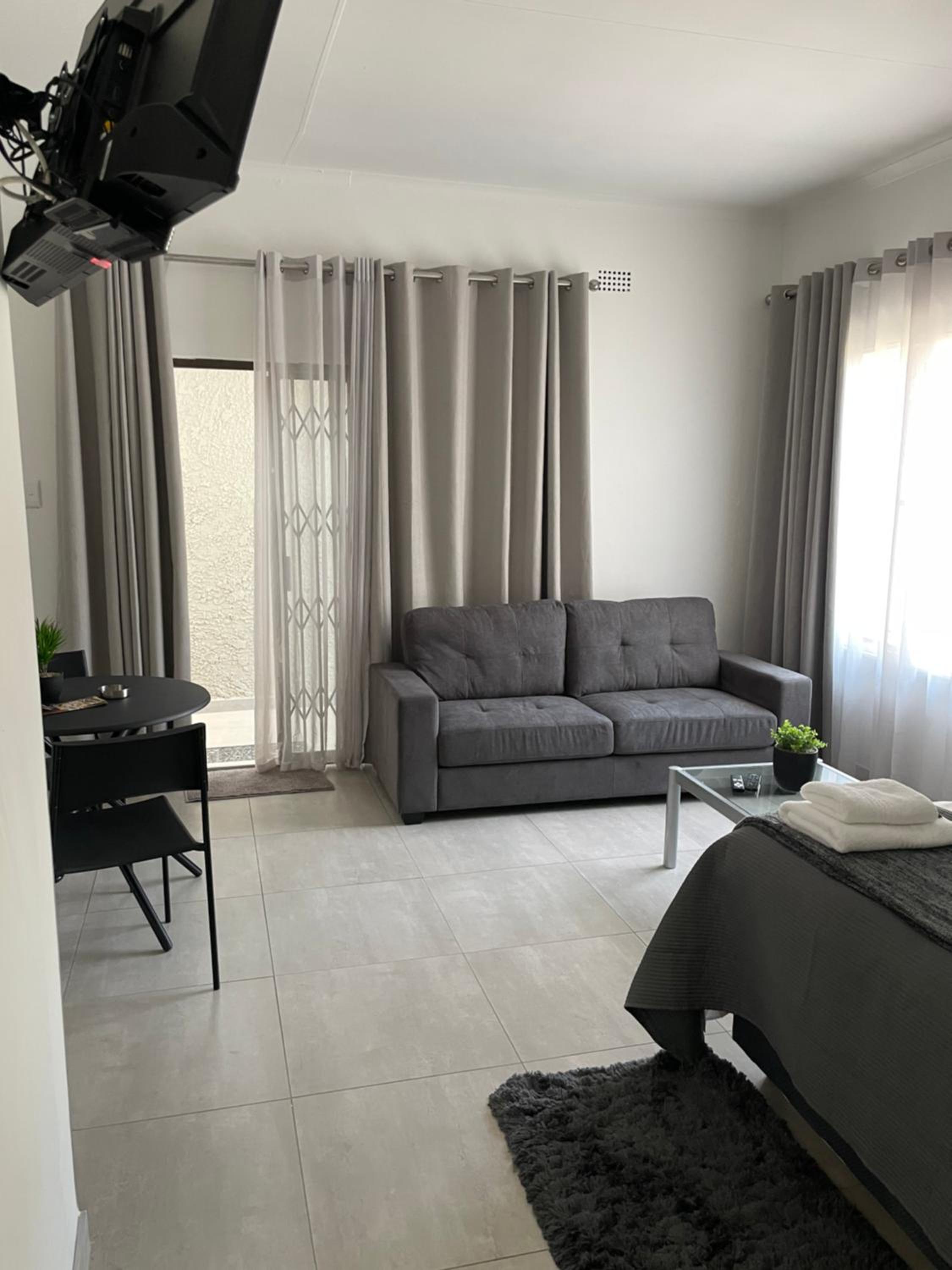 Marielitsa Guest Suite No 1 view 3