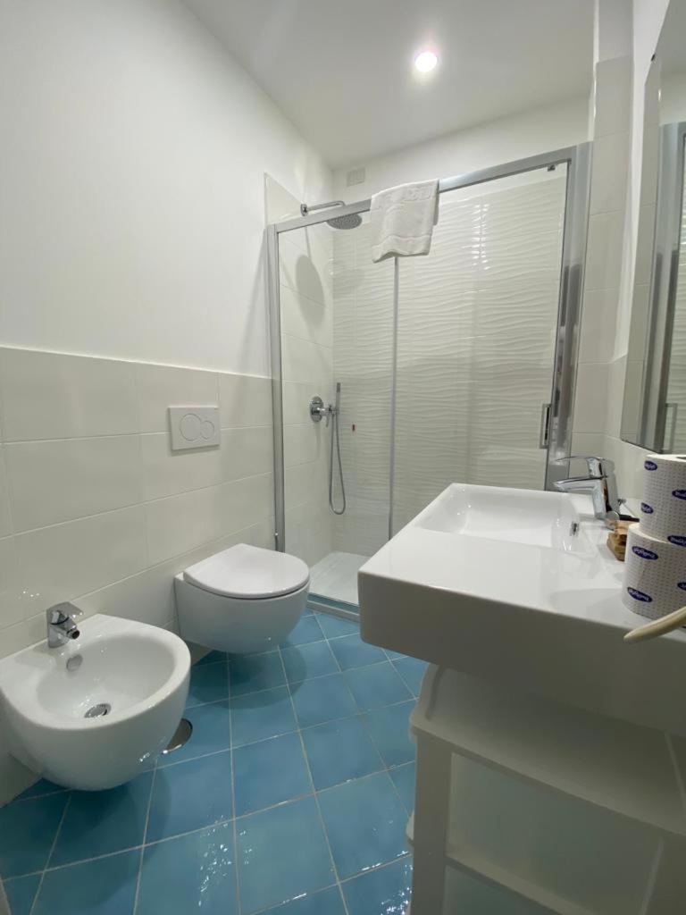 Tizi Apartments Porto view 2