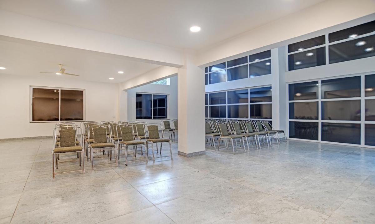 meeting room